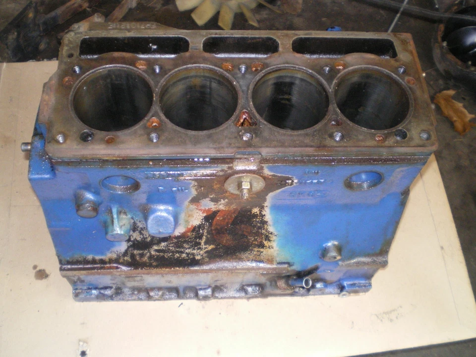 Bloque de motor Triumph Spitfire MG Midget desnudo 1975-1980 Foto 2 de 2