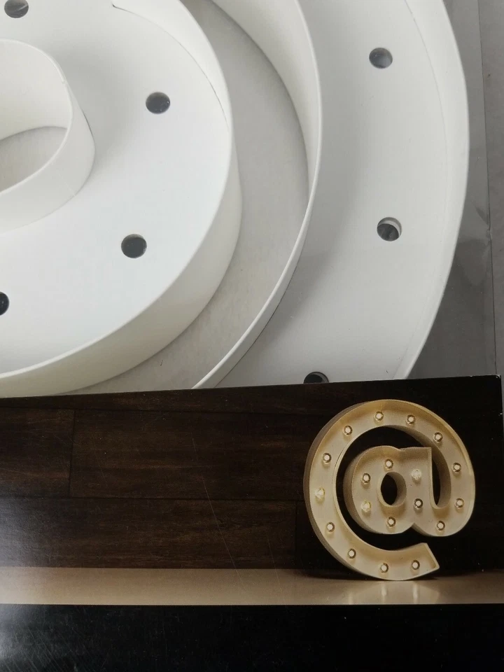 Kit de luces American Crafts Heidi Swapp carpa amor 12 pulgadas en forma de símbolo Foto 2 de 4