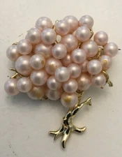 Vtg gold tone faux Pink pearl Tree of life figural Brooch Pin Willow Japanese