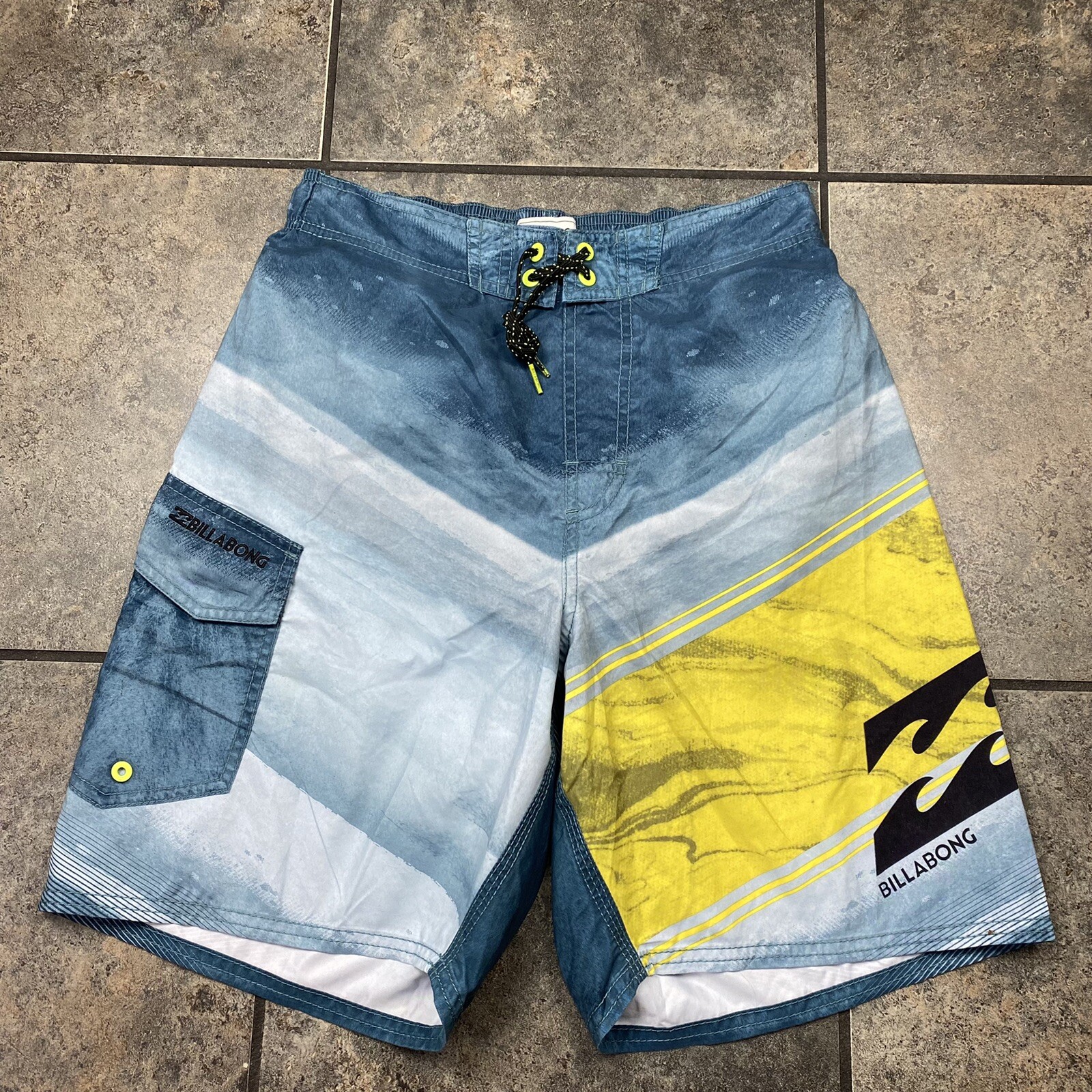 Men’s Billabong Bathing Suit Swim Trunks/Board Shorts… Gem