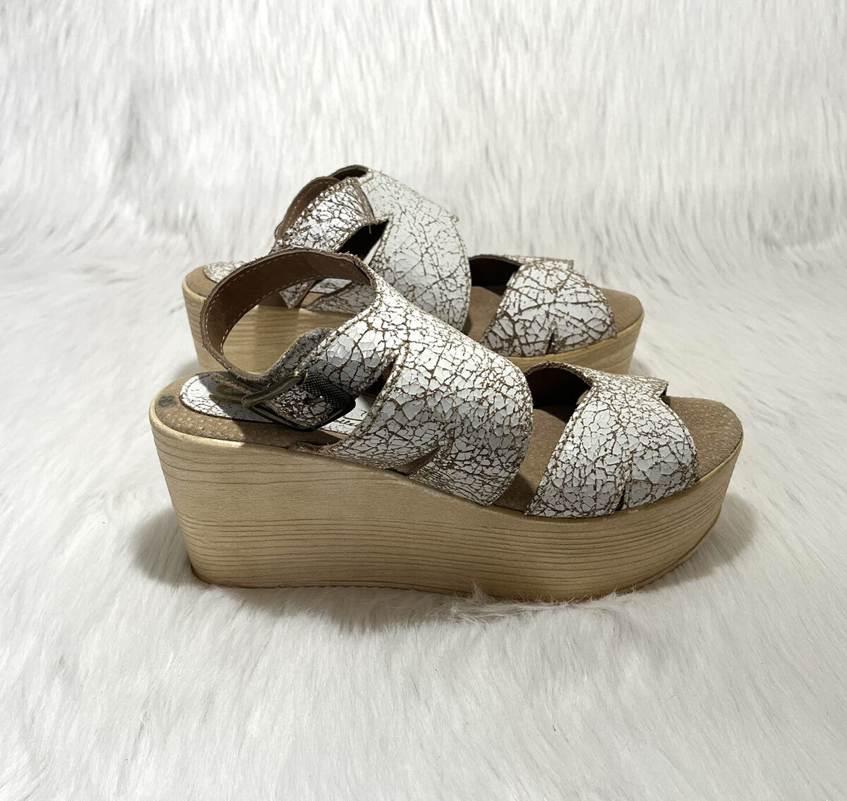 Amuse Wedge Sandals (3) Amuse Wedge Sandals (3)