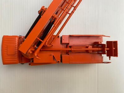 Shop für gebrauchte Modellautos - Mercedes-Benz Betonpumpe