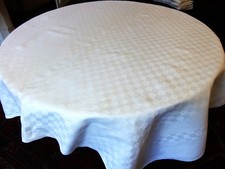 Damask Tablecloth 1M52 X 1M42 - Declassified Linen 2Nd Choice