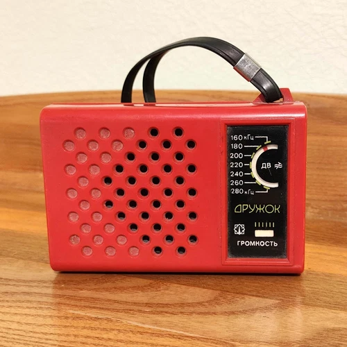 DRUZHOK B Vintage 1988 Soviet Russian Tiny Radio Receiver USSR rare