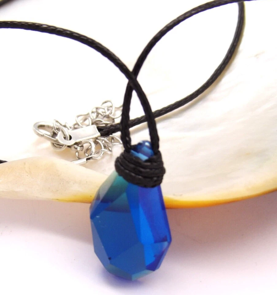 Pingente H2o Colar Pedra da Lua Basta Adicionar Água Temporada 3 Pedra Azul Mako Sereias - Imagem 3 de 4