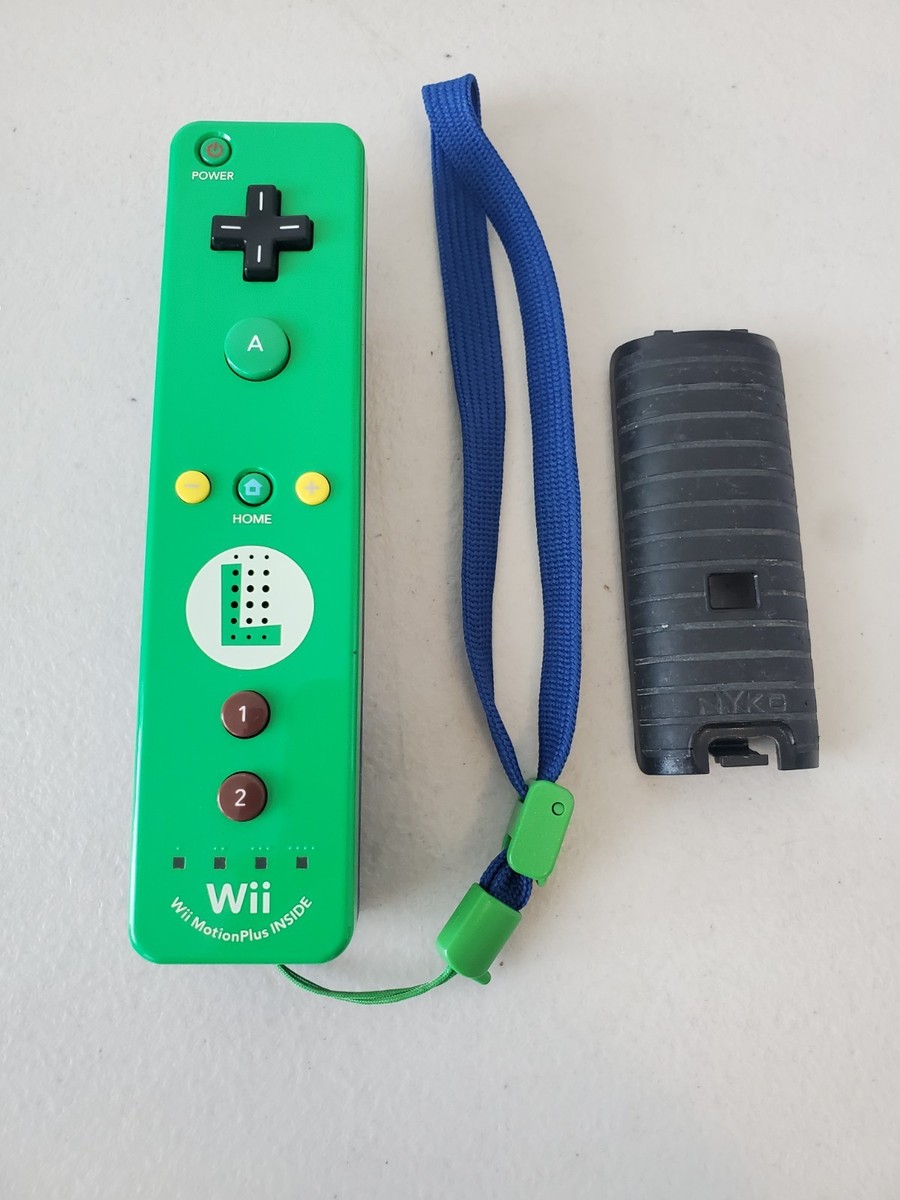 Luigi Nintendo Wii Motion Plus Remote Controller OEM Green Wiimote