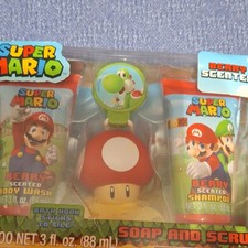 Super Mario Berry Scented Travel Bath Set Body Wash Shampoo Soap Sponge