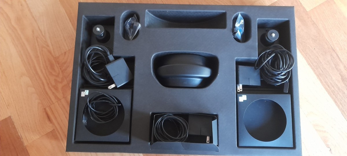 Tested Valve Index VR Full Kit w/ Controllers & 2 Base Stations