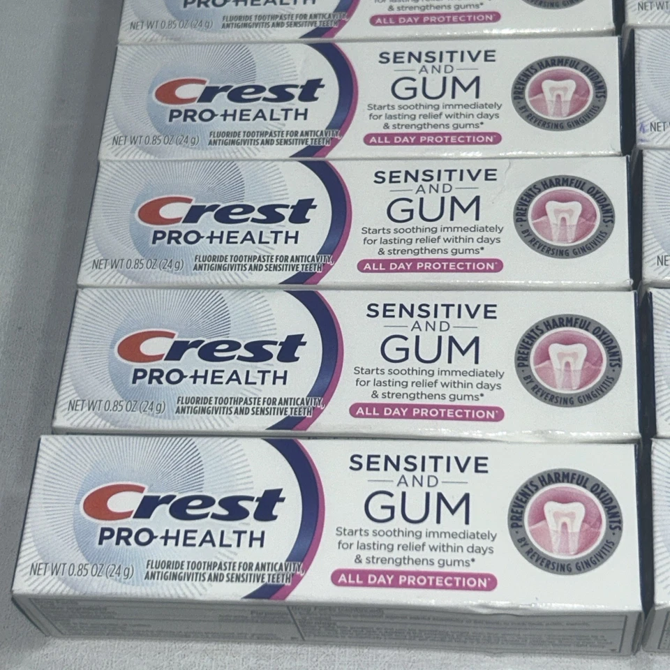 12 nuevas pasta de dientes Crest Pro Health Sensitive y encías tamaño de viaje ligeramente dañada Foto 2 de 4