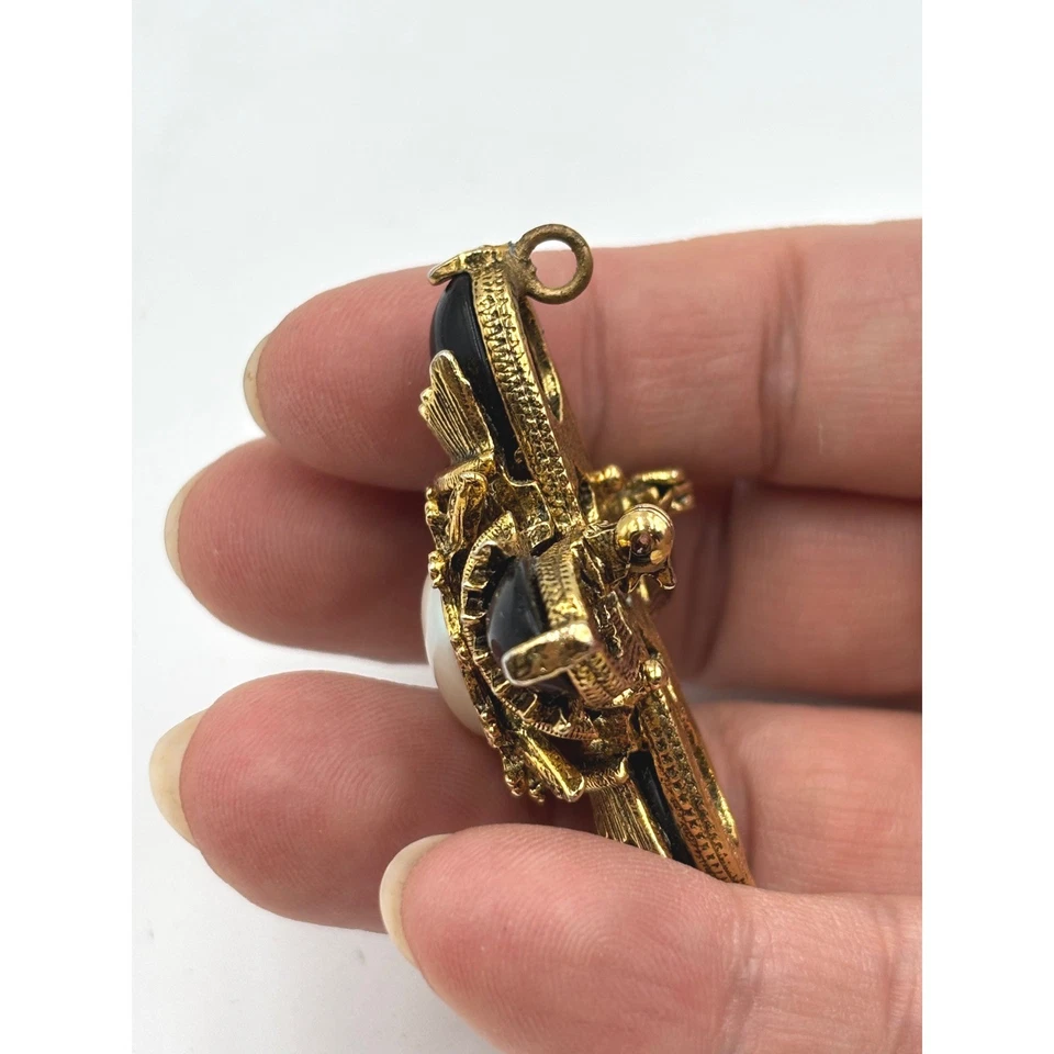 Vintage Gold Tone Maltese Cross Brooch Faux Pearl and Black Cabochons - Image 4 of 4