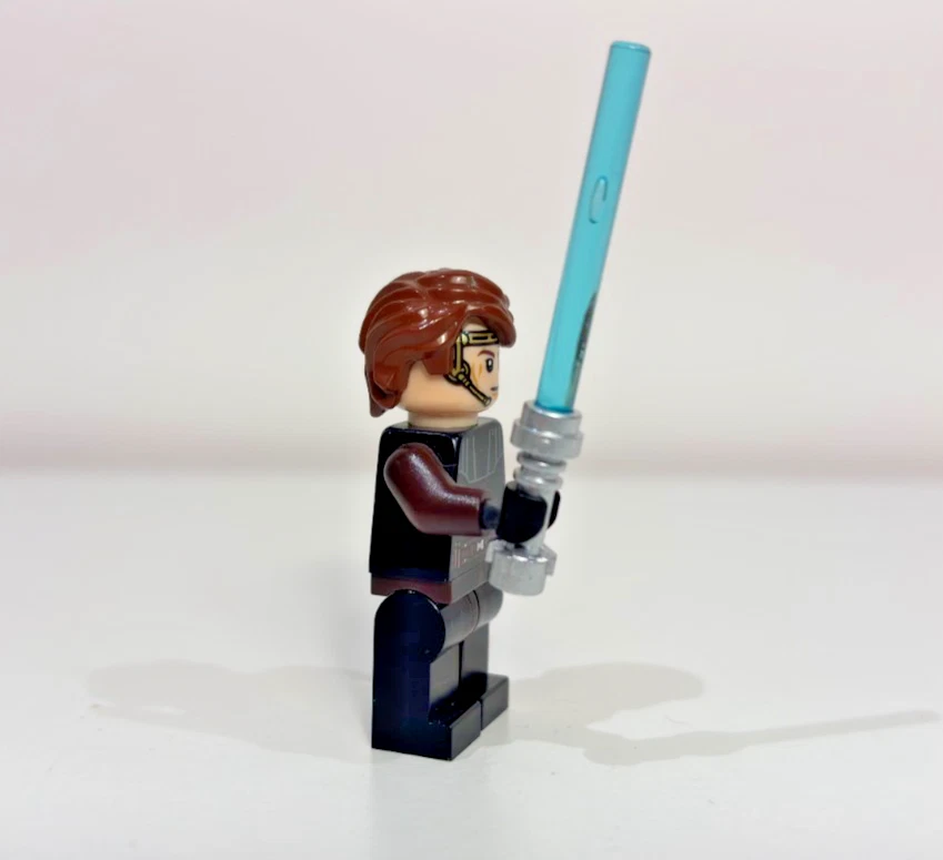 LEGO Star Wars Anakin Skywalker Minifigure SW0939 – Clone Wars with Headset - Image 4 of 4