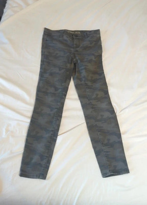 Vanilla star mid-rise pull on girls jeans