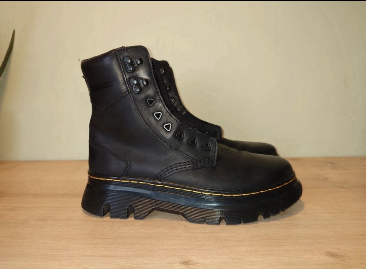 Dr. Martens Tarik Black Platform Utility Boots UK8 - Stylish & Durable image 6