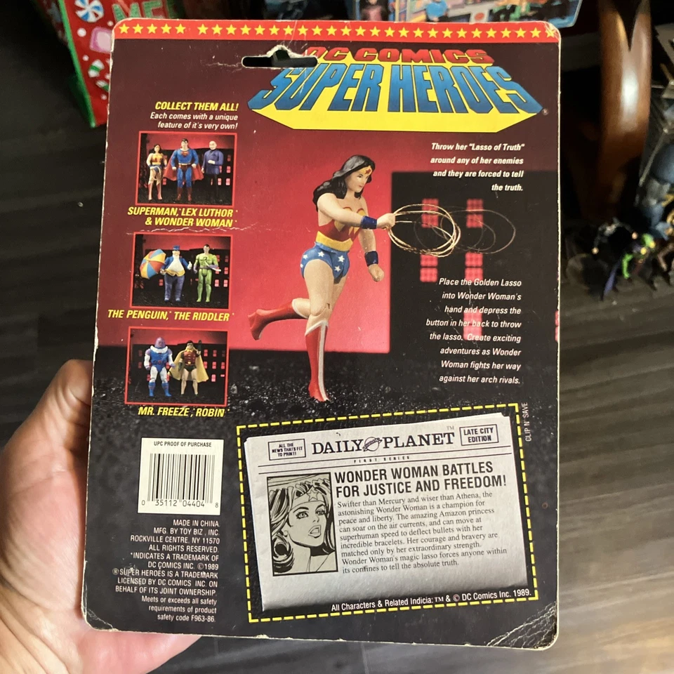 Wonder Woman ToyBiz DC Comics Super Heroes 1989 Foto 4 de 4