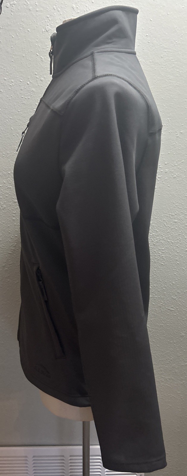 LL Bean Women's Softshell Jacket Windproof Full Z… - image 5