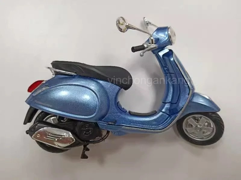 NEWRAY 1:12 VESPA 150 GS blue - Image 4 of 4