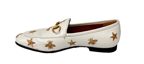 Mocasines planos de cuero GUCCI Jordaan 35,5 blancos abeja y hebilla bordada estrella - Imagen 4 de 13