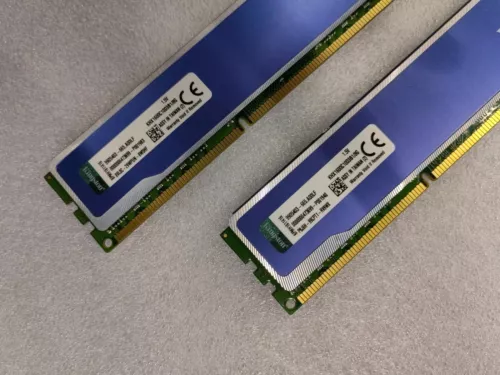 Kingston 2 x 8GB DDR3 1600 Dekstop DIMM RAM Hyperx BLU Dual-Channel PC3-12800 - Picture 1 of 4