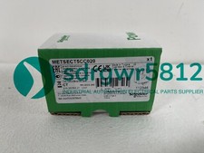 1 pcs NEW IN BOX Schneider current transformer METSECT5CC020