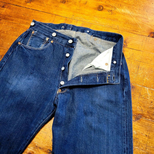Extremely rare LVC 1886 reproduction LEVI'S 125 501XX W31 Extremely rare LVC 1886 reproduction LEVI'S 125 501XX W31