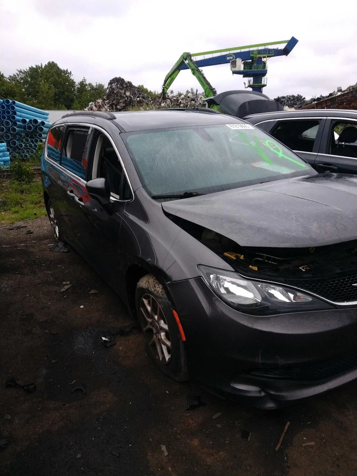 Conjunto de transmisión automática usado se adapta a: Chrysler Voyager 2021 grado de 9 velocidades Foto 2 de 4