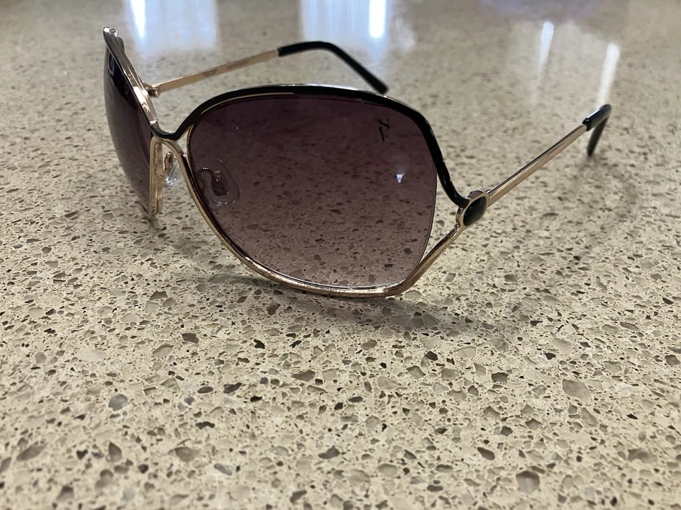 Simply Vera Wang Just Married Square Sunglasses WSV61SG24S1 - Image 4 of 4