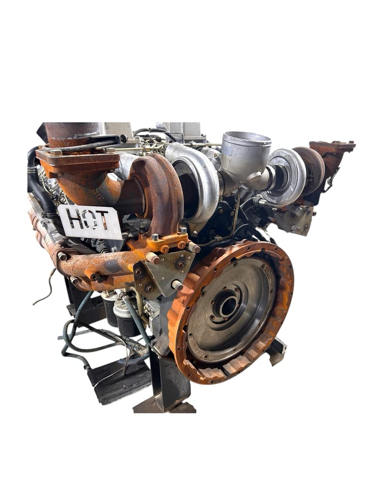 Motor diésel Mitsubishi 8DC9-T 400 horas Foto 4 de 4