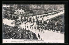 Postcard London, Funeral of King Edward VII, The Coffing of gun Carriage passing at M 