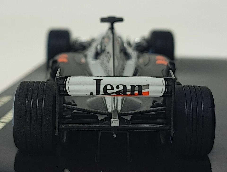 Minichamps 1:43 McLaren MP4-16 Test Paul Ricard 2002 Jean Alesi Diecast Model Foto 4 de 4
