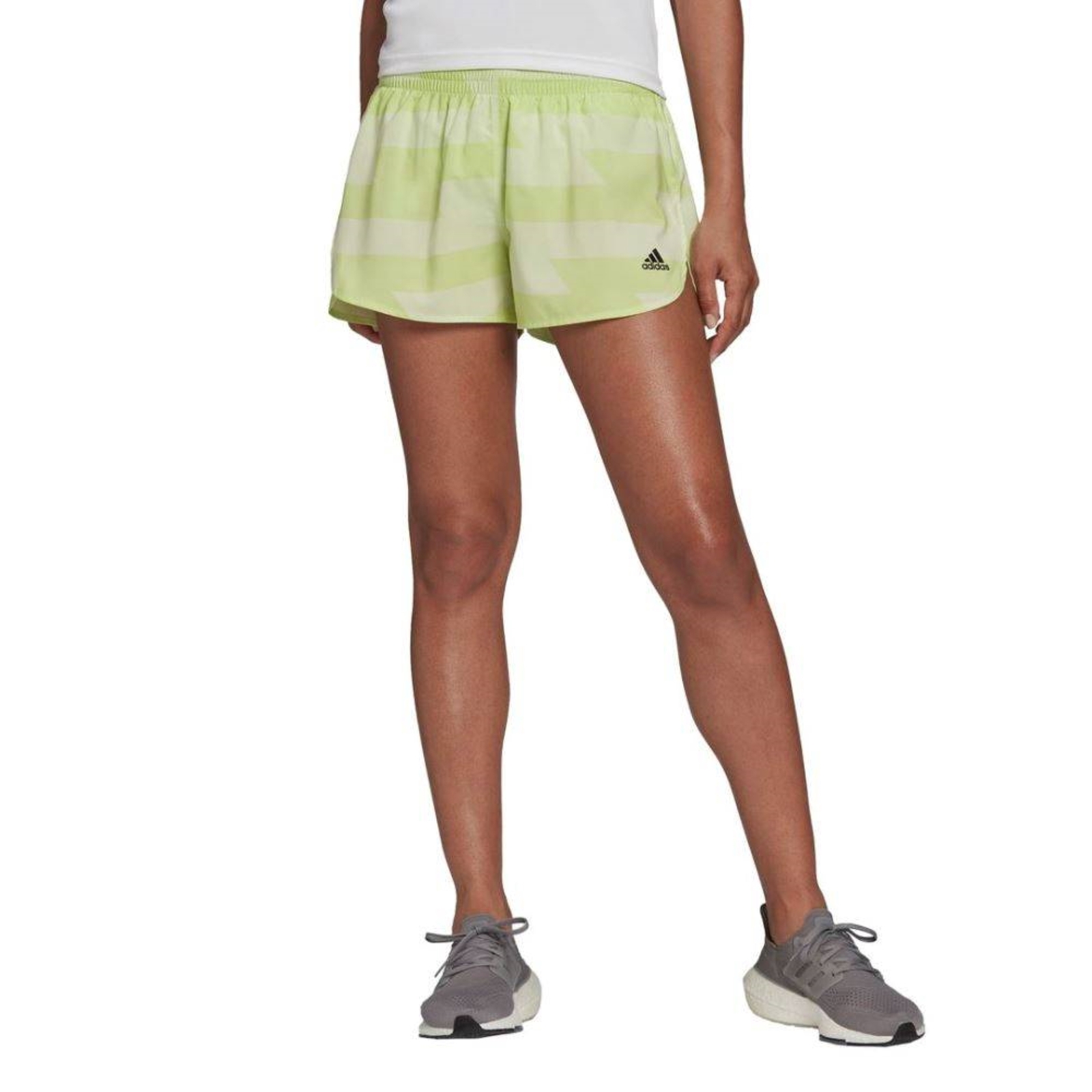 Женские шорты Adidas для быстрого бега с разрезом Almost Lime/Пульсирующий лайм