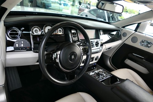 2014 Rolls-Royce Wraith - Picture 36 of 40