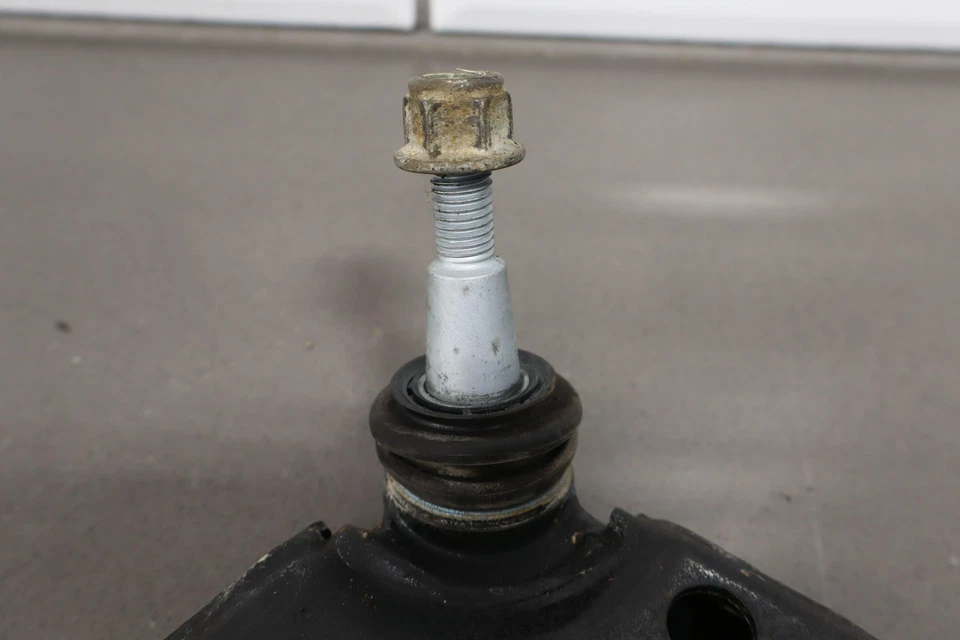 Правосторонние передние рычаги подвески на колено для Chevy Colorado 4x4 16–22 годов выпуска - Изображение 4 из 4