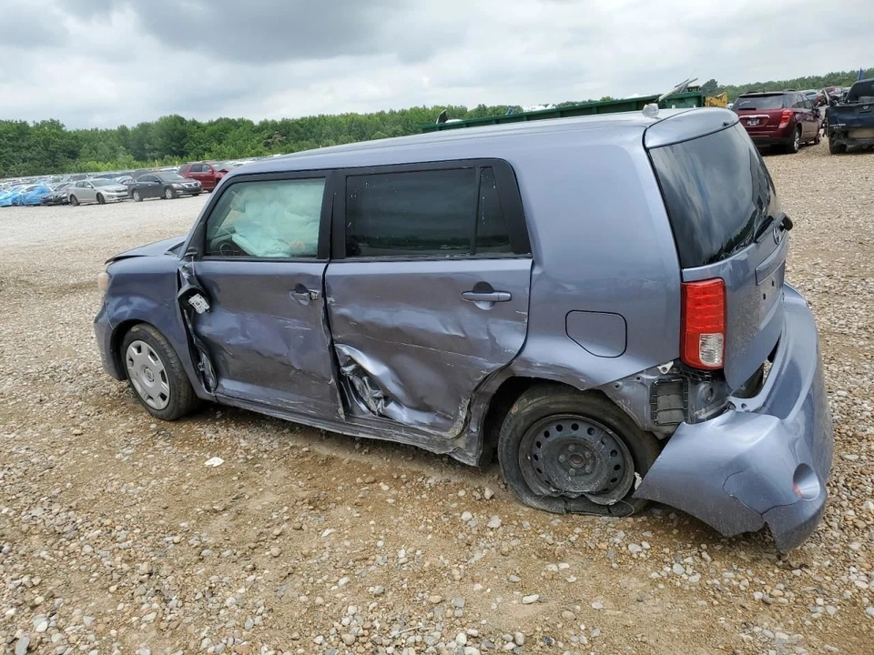 (LOCAL PICKUP ONLY) Fuel Tank Fits 08-15 SCION XB 2559496 - Image 2 of 4