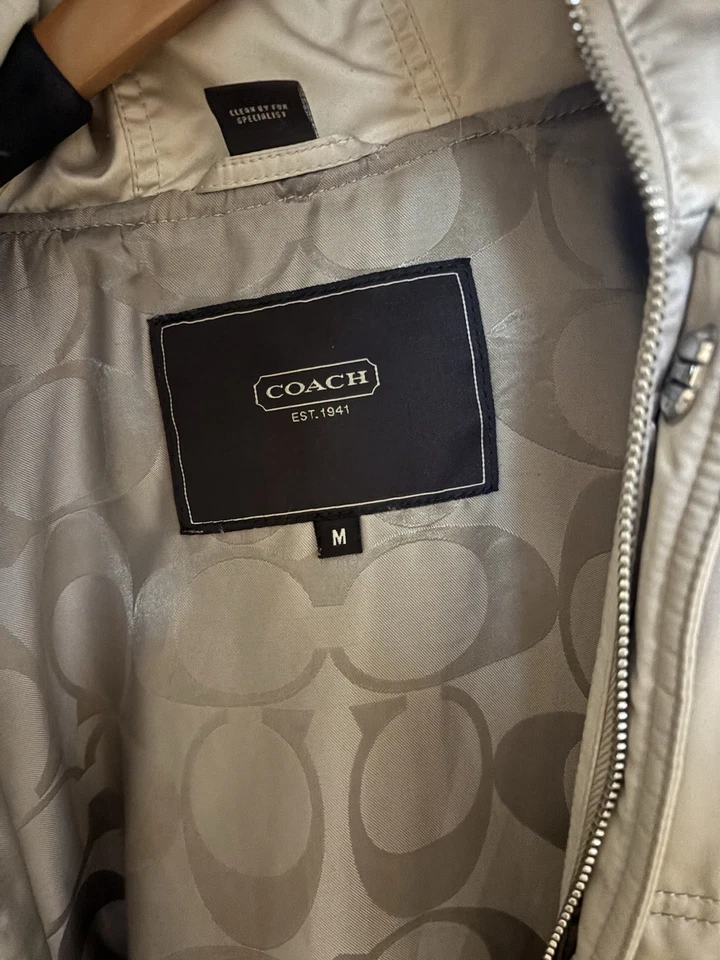 Coach Coyote Face Fur. Very Warm - Medium - Image 2 of 4