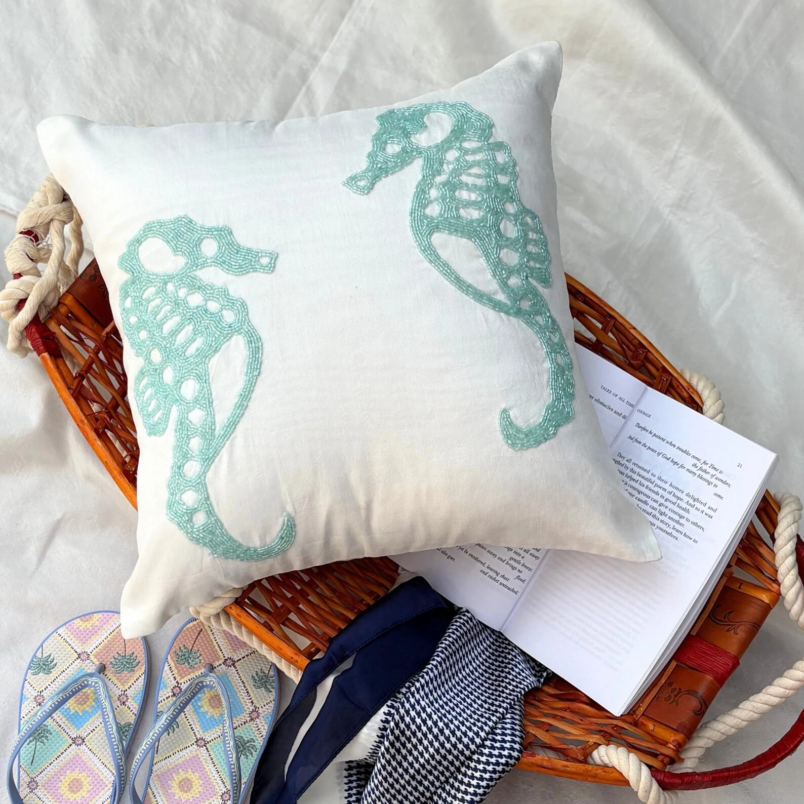 Square Decorative Pillow Cover White 16"x16", Bed Decor Silk - Sea Horse Aqua
Opens in a new window