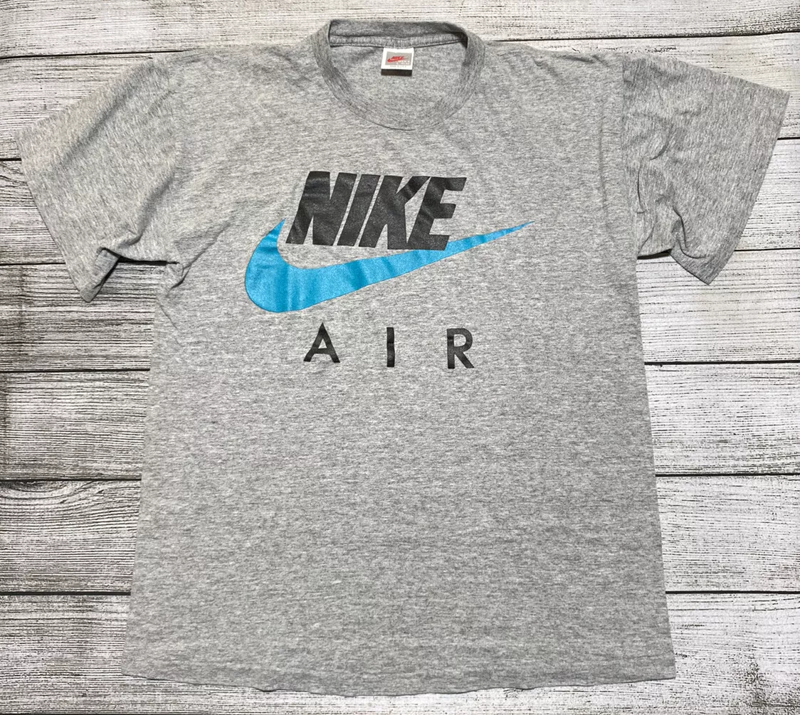 Nike 90s t clearance shirt