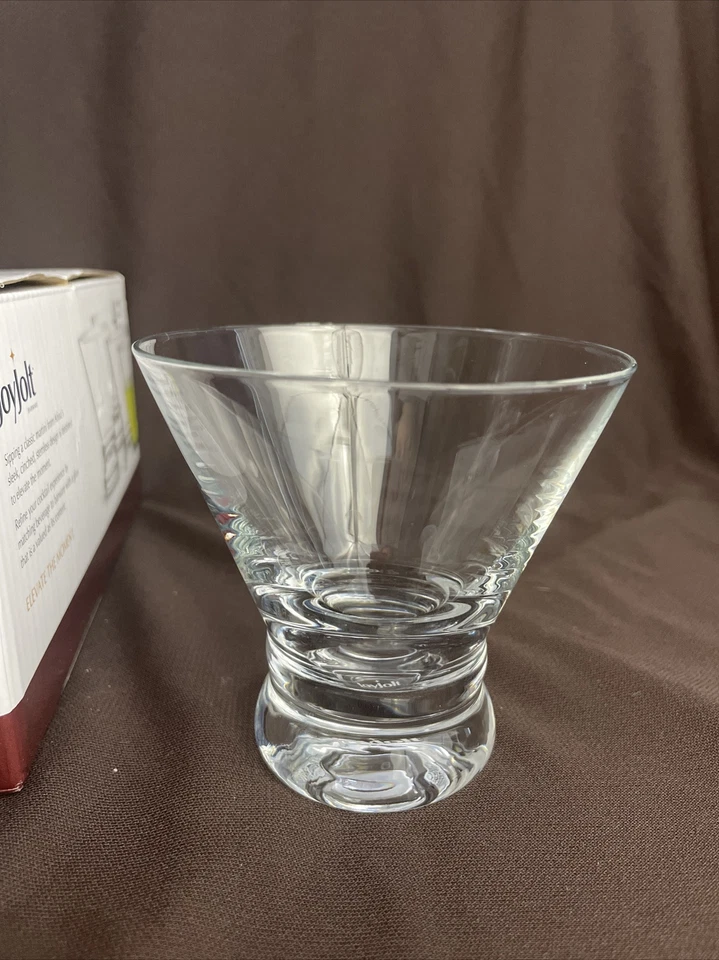 NUEVO JoyJolt Barware Afina 4 Piezas Juego de Vasos Martini 8 OZ Vasos Transparentes Nuevo Foto 2 de 4