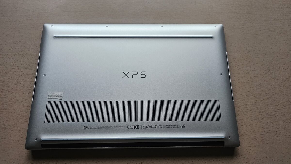 Dell XPS 15 9510 i7-11800H, 1TB SSD, 16GB RAM, 15.6” FHD+ Dell XPS 15 9510 i7-11800H, 1TB SSD, 16GB RAM, 15.6” FHD+