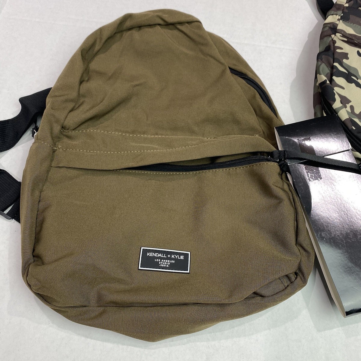 KENDALL & KYLIE 2 PACK BACKPACK Solid Camel & Camoflage  display picture 1