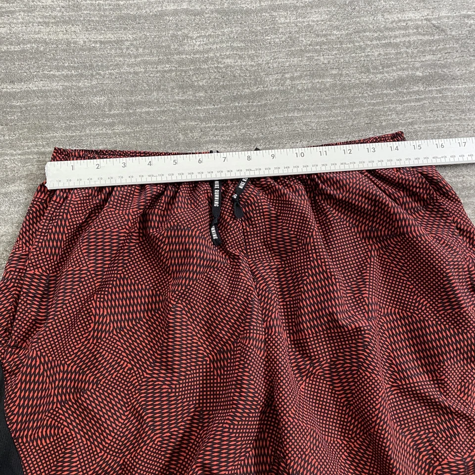 Pantalones Cortos para Correr Nike Dri-FIT Grandes Rojos Negros Patrón Geométrico Atléticos Para Hombres Foto 3 de 4