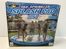 WOW SPORTS GIANT SPLASH PAD INFLATABLE 10' DIAMETER WADING POOL W/SPRINKLER *NEW