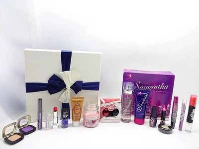 Parfum, Kerze & Make Up Geschenkbox Set für Damen Luxus Beauty Paket Geschenkset