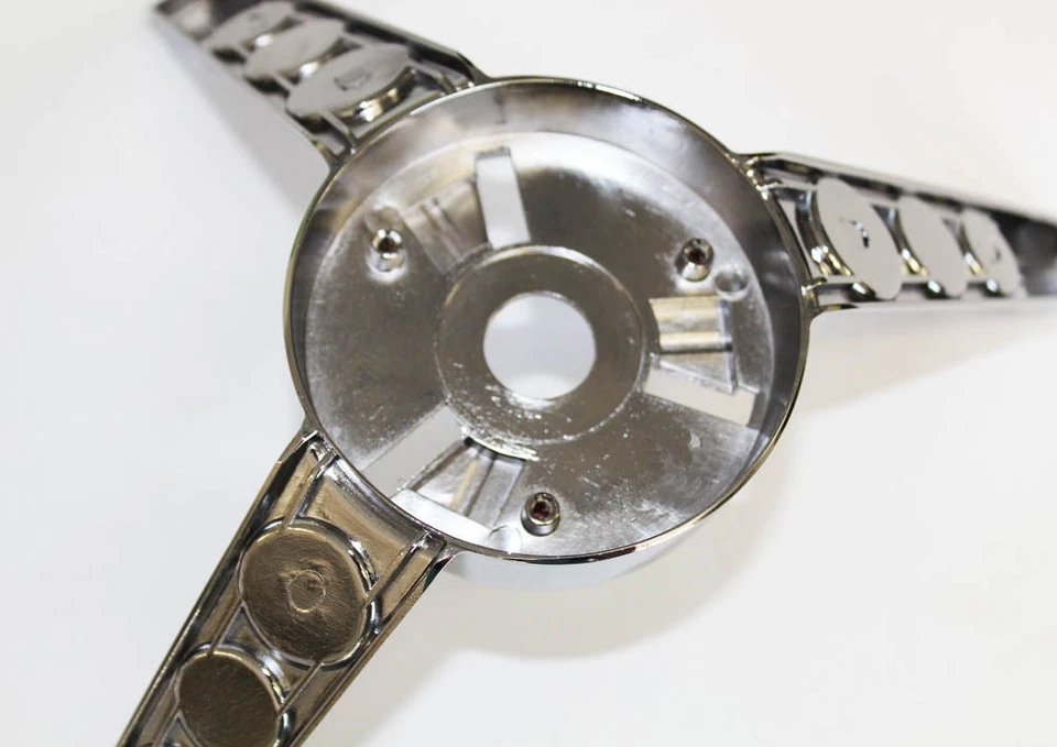 Volante Ford Mustang 1967 nuevo anillo de cuerno cromado  Foto 2 de 4