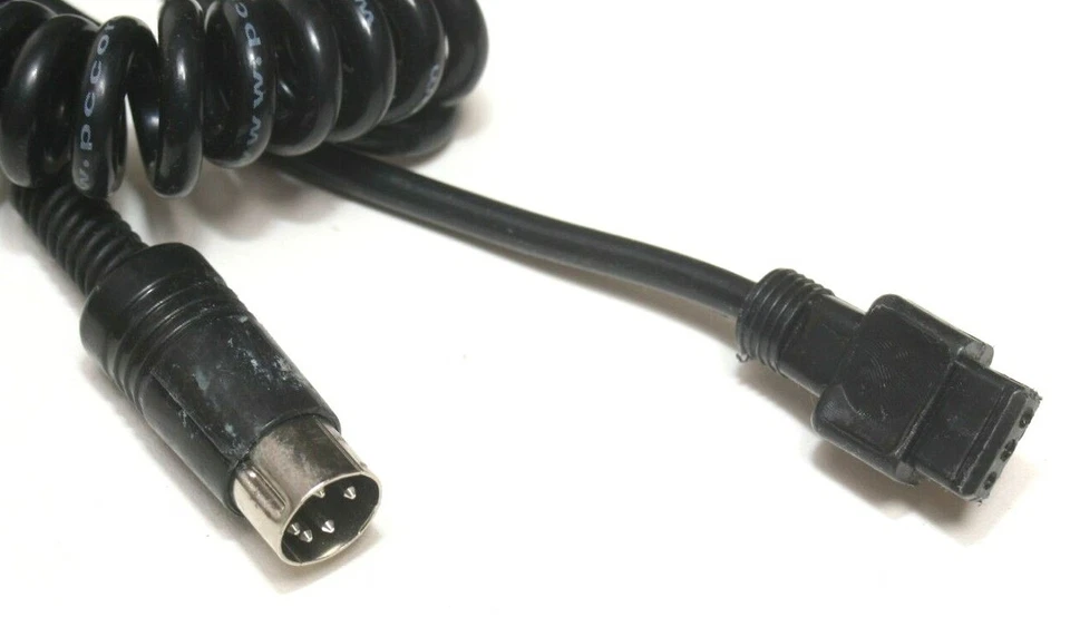 QUANTUM TURBO BATTERY TO CANON FLASH CONNECTOR CORD--MODEL CZ - Image 3 of 4