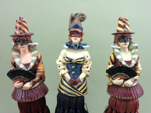 3 VINTAGE BIG TASSELS HALLOWEEN RESIN FULL BODY WOMEN HARLEQUIN MASQUERADE XLNT! - Picture 4 of 12