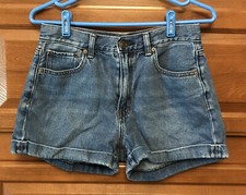 Women's American Eagle Cuffed Mom Denim Blue Jean Shorts Sz 6 - W28 B933