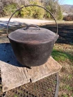 Vintage Lodge No. 8 Three Legged Cast Iron Cowboy Kettle Bean Cauldron With Lid