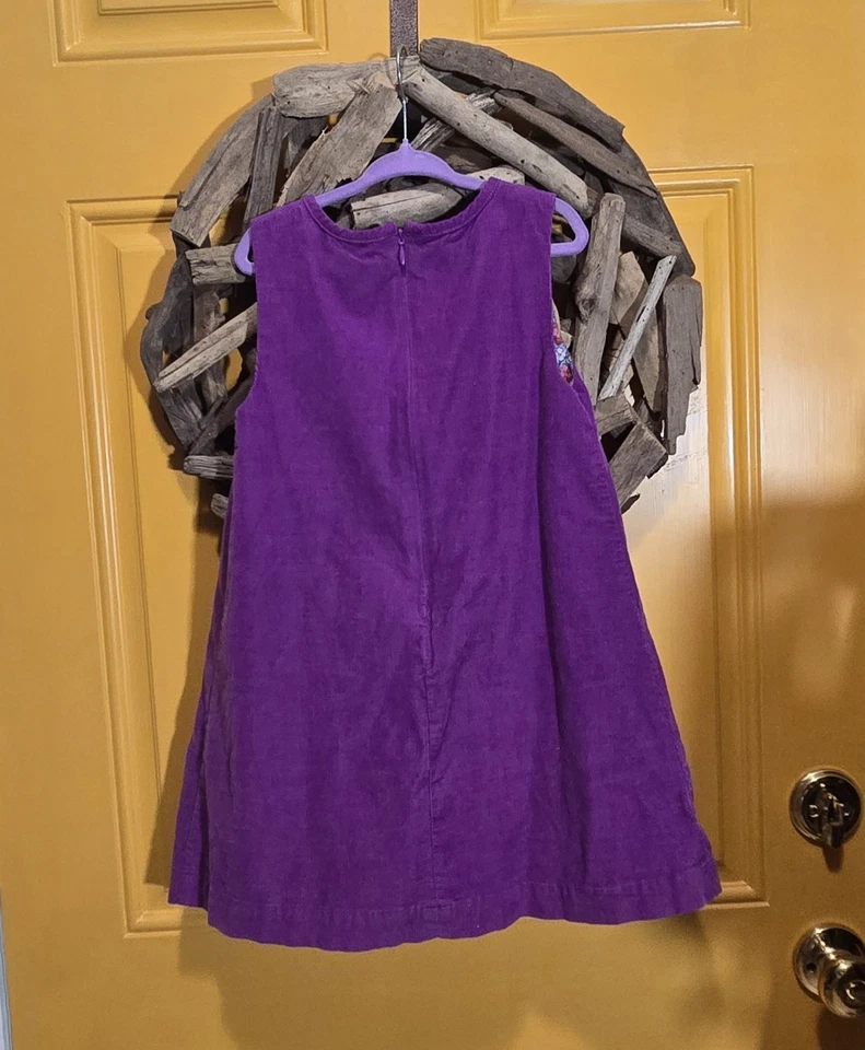 Mini Boden Girls size 5-6 Purple Corduroy Sleeveless Swan Applique Jumper Dress - Image 2 of 4