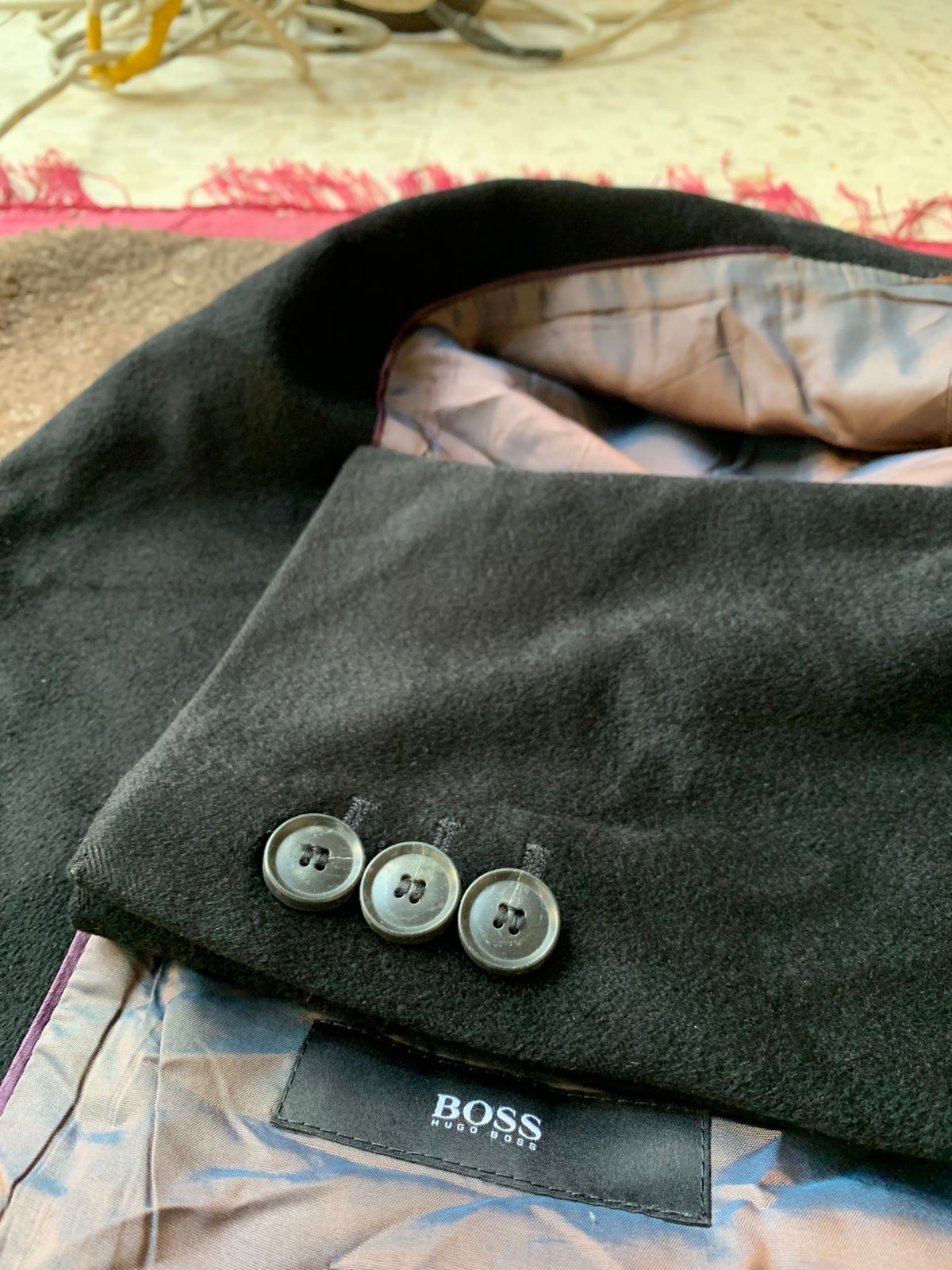 Hugo Boss Wool Cashmere Colombo classic black top over coat 42R thumbnail 3