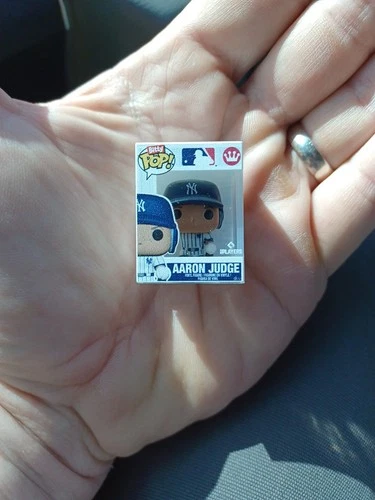 2026 Topps Series 1 Funko Bitty POP! Aaron Judge Yankees Mini-Figure Super Box